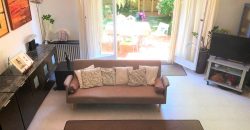 Encantadora casa con jardín, en Can Roses