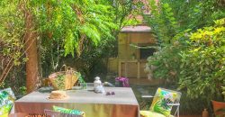 Encantadora casa con jardín, en Can Roses