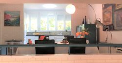 Encantadora casa con jardín, en Can Roses