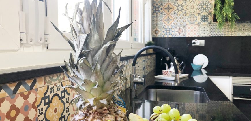 Encantadora casa con jardín, en Can Roses