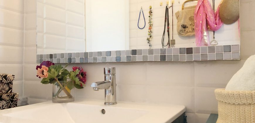 Encantadora casa con jardín, en Can Roses