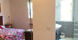 Encantadora casa con jardín, en Can Roses