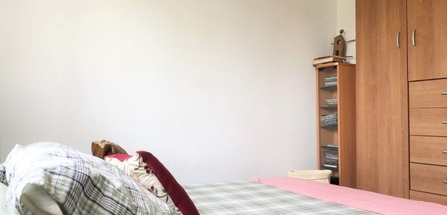 Encantadora casa con jardín, en Can Roses