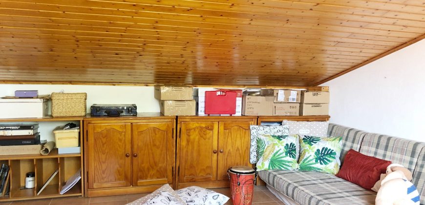 Encantadora casa con jardín, en Can Roses