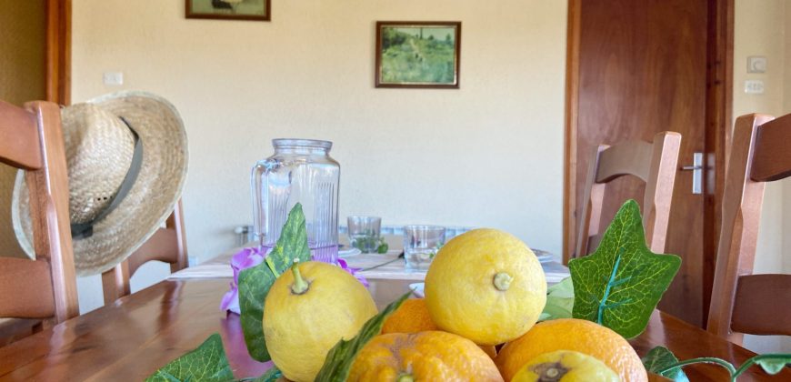 Casa en Can Mir en una sola planta, con jardín y piscina