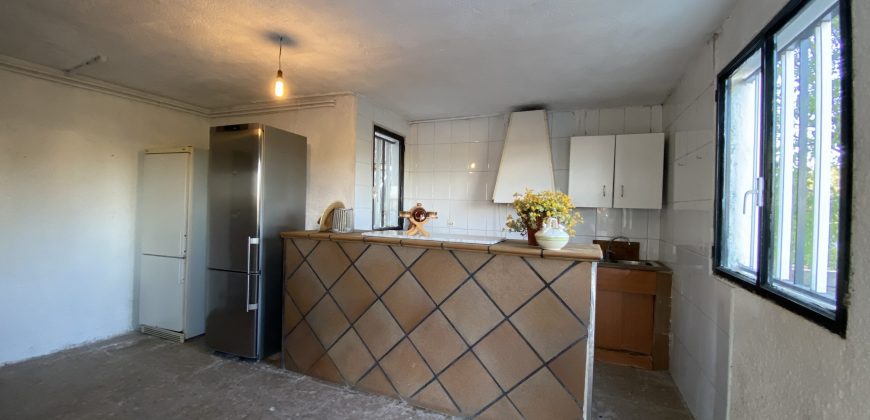 Casa en Can Mir en una sola planta, con jardín y piscina