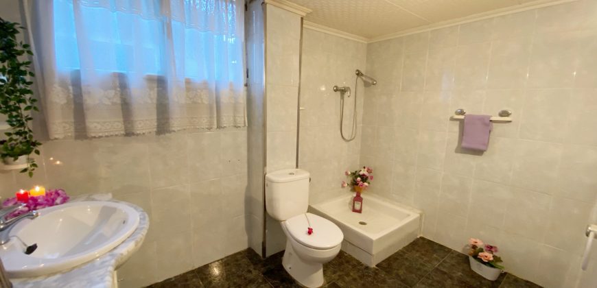 Casa en Can Mir en una sola planta, con jardín y piscina