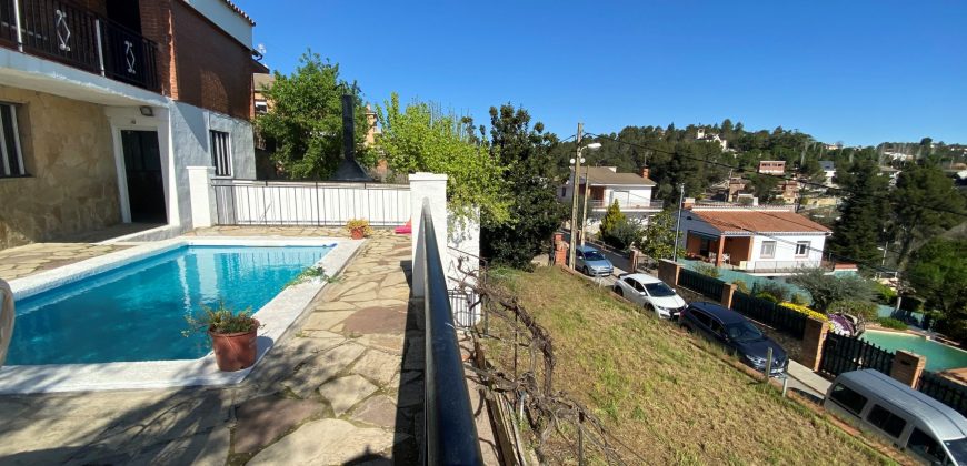 Casa en Can Mir en una sola planta, con jardín y piscina