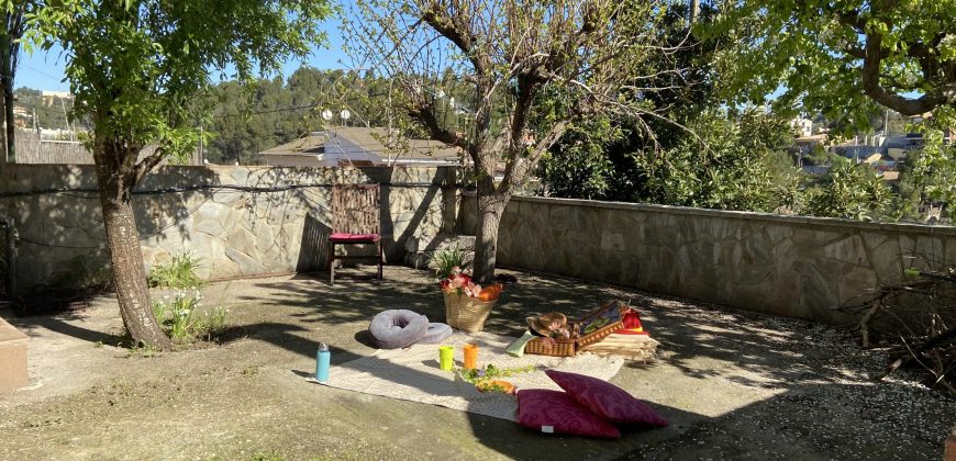 Casa en Can Mir en una sola planta, con jardín y piscina
