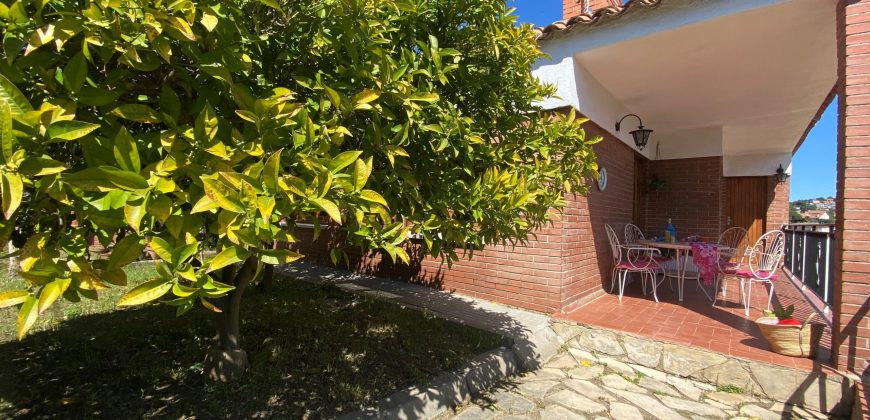 Casa en Can Mir en una sola planta, con jardín y piscina