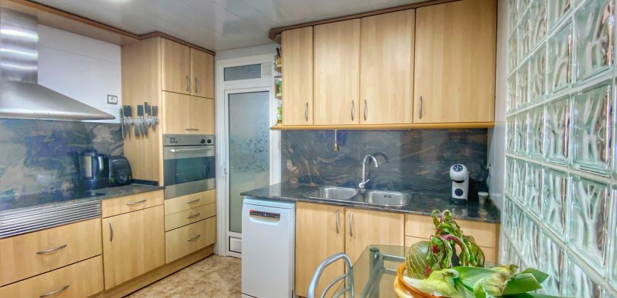 Piso amplio y luminoso con bonitas vistas