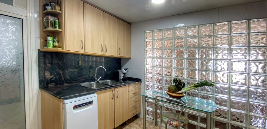 Piso amplio y luminoso con bonitas vistas