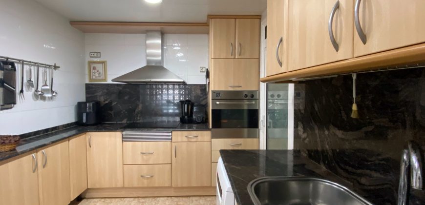 Piso amplio y luminoso con bonitas vistas