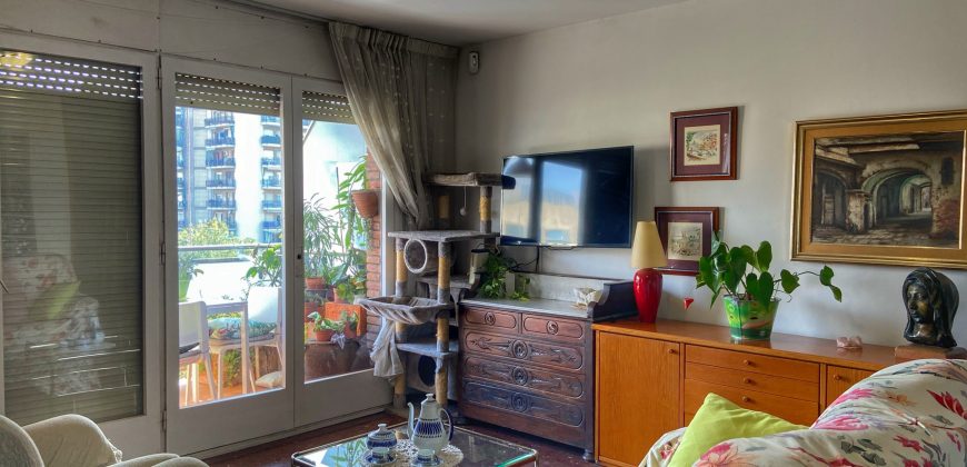 Piso amplio y luminoso con bonitas vistas