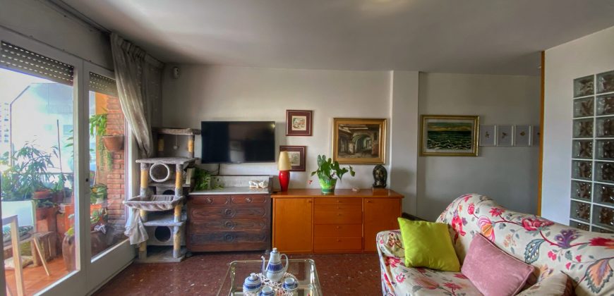 Piso amplio y luminoso con bonitas vistas