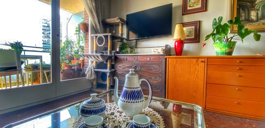 Piso amplio y luminoso con bonitas vistas