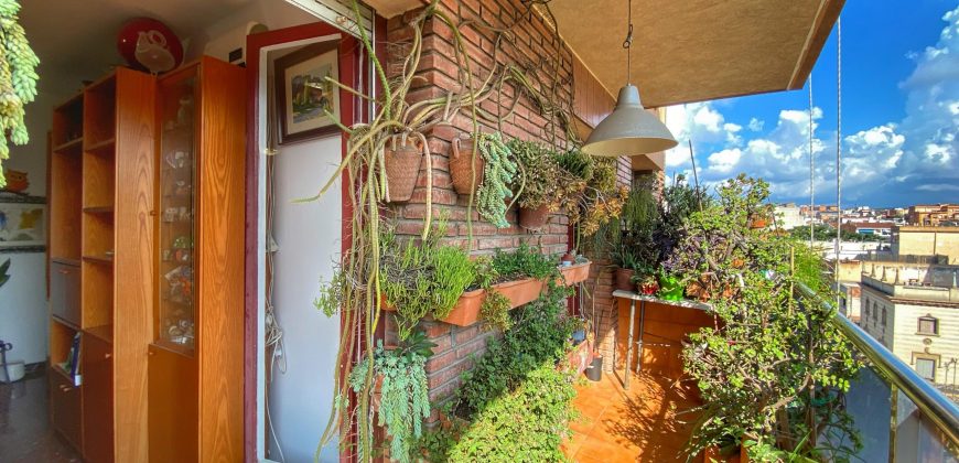 Piso amplio y luminoso con bonitas vistas