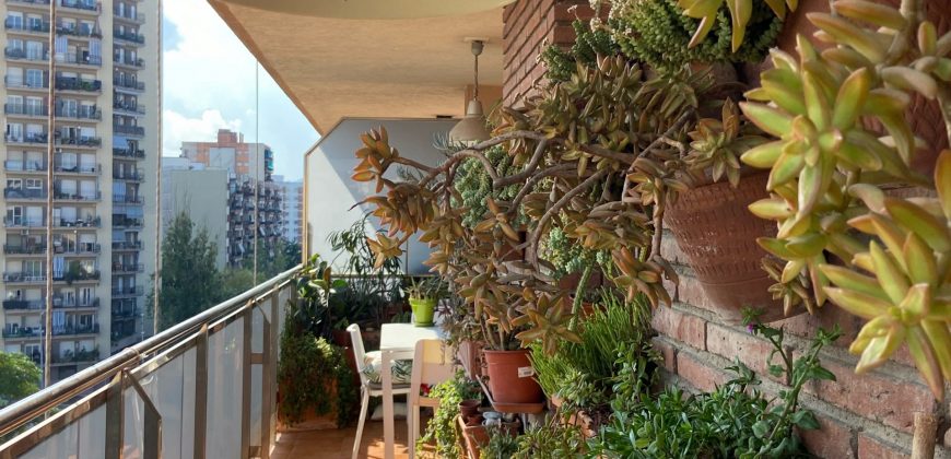 Piso amplio y luminoso con bonitas vistas