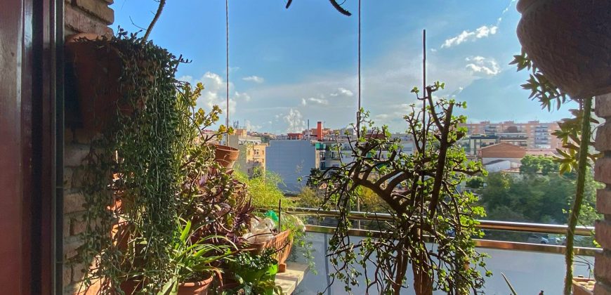 Piso amplio y luminoso con bonitas vistas