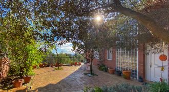 Impecable casa unifamiliar en Vallés Park