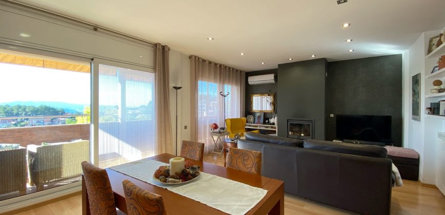 Impecable casa unifamiliar en Vallés Park