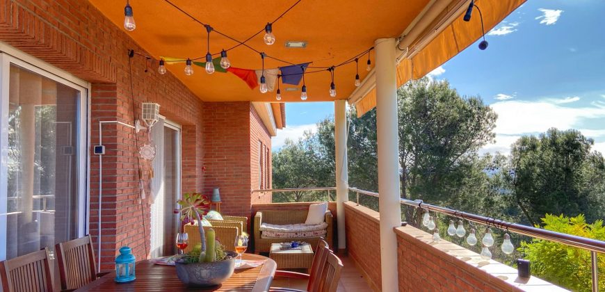 Impecable casa unifamiliar en Vallés Park
