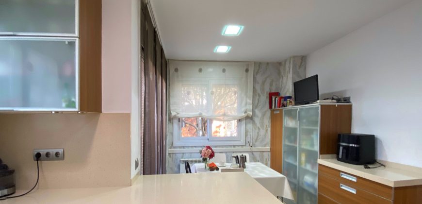 Impecable casa unifamiliar en Vallés Park