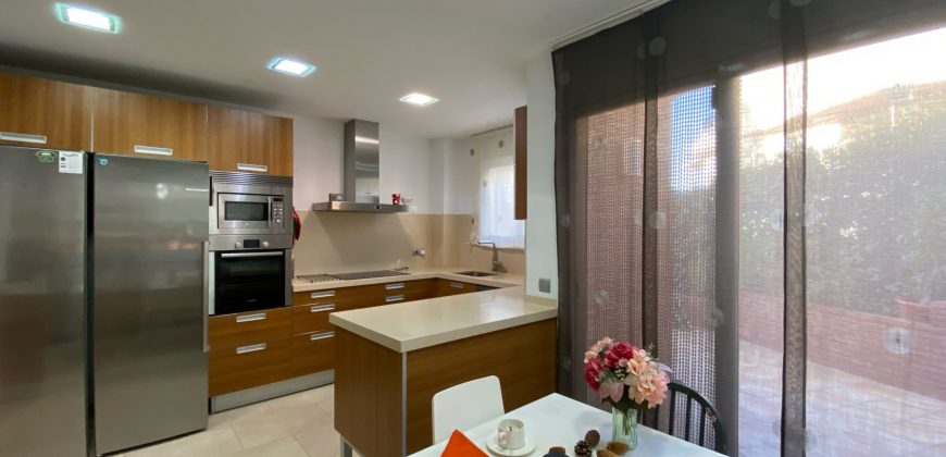 Impecable casa unifamiliar en Vallés Park