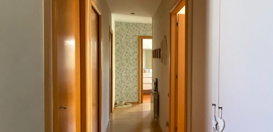 Impecable casa unifamiliar en Vallés Park