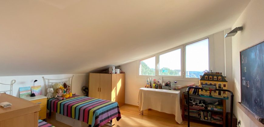 Impecable casa unifamiliar en Vallés Park