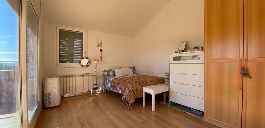 Impecable casa unifamiliar en Vallés Park