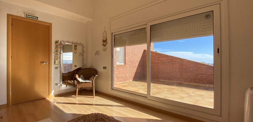 Impecable casa unifamiliar en Vallés Park