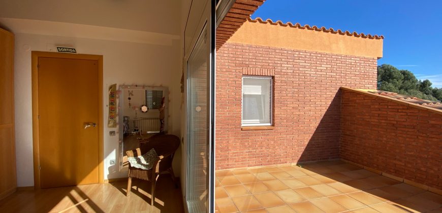 Impecable casa unifamiliar en Vallés Park