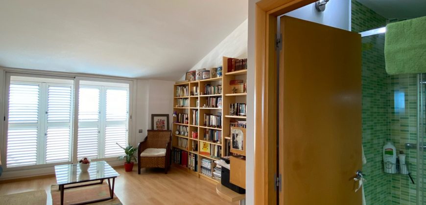 Impecable casa unifamiliar en Vallés Park