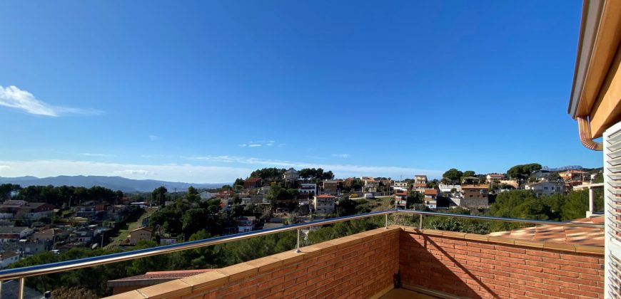 Impecable casa unifamiliar en Vallés Park