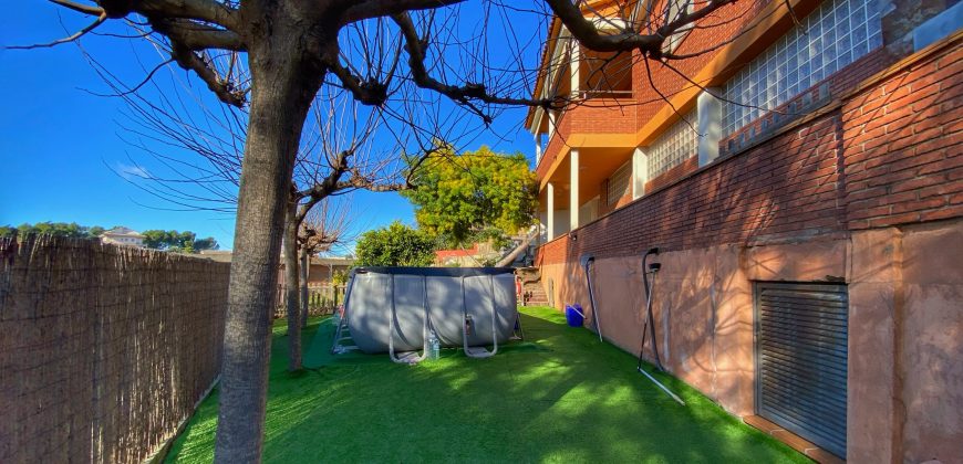 Impecable casa unifamiliar en Vallés Park